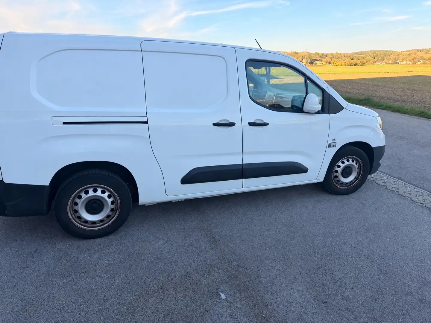 Opel Combo XL 1,5 CDTI Weiß - 1
