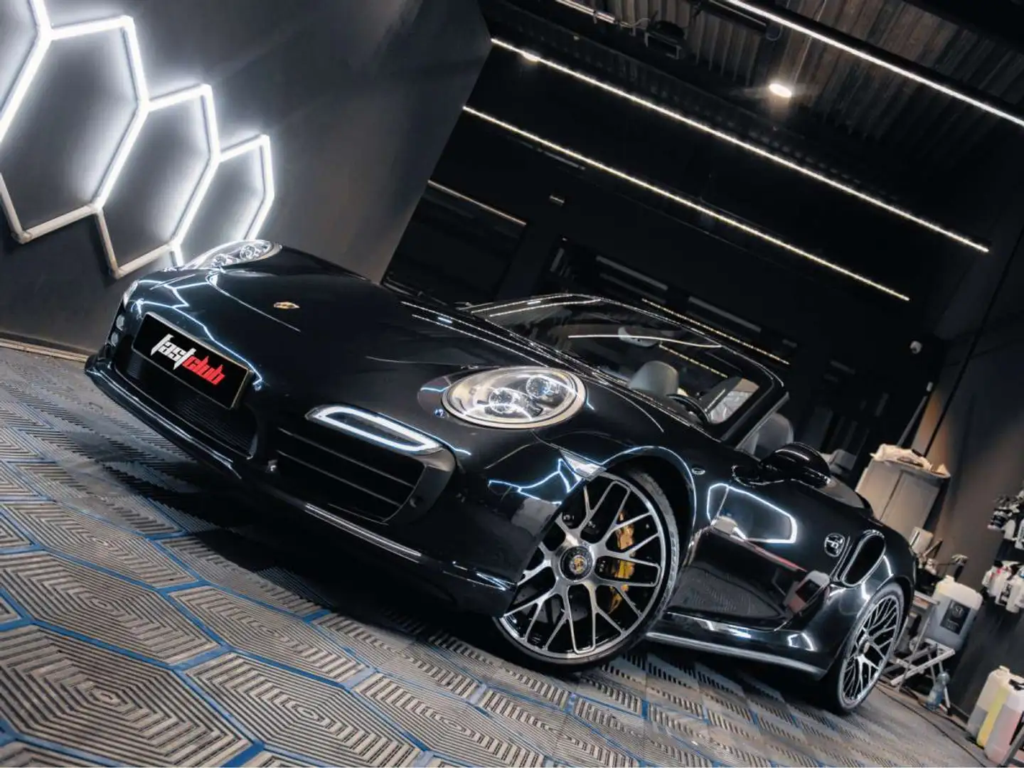 Porsche 911 991 3.8 Turbo S 1st Hand  Full Options Noir - 2