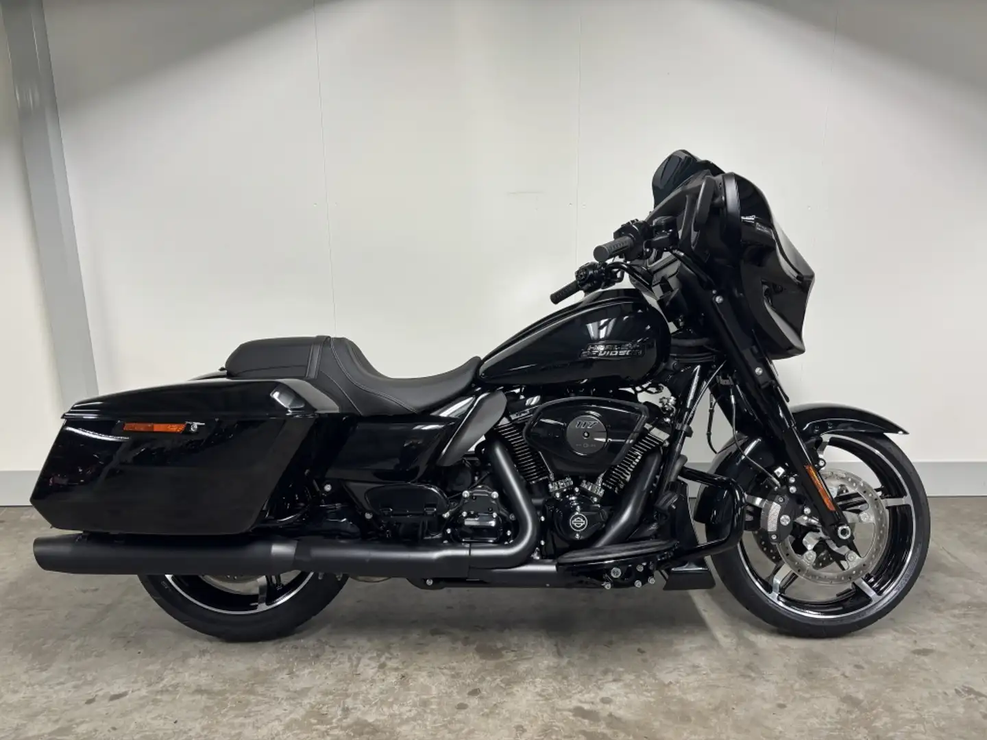 Harley-Davidson Street Glide TOURING FLHX Negru - 1