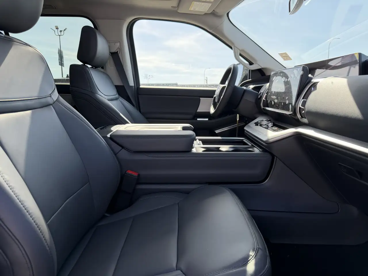 Ford Expedition снимка Ford Expedition