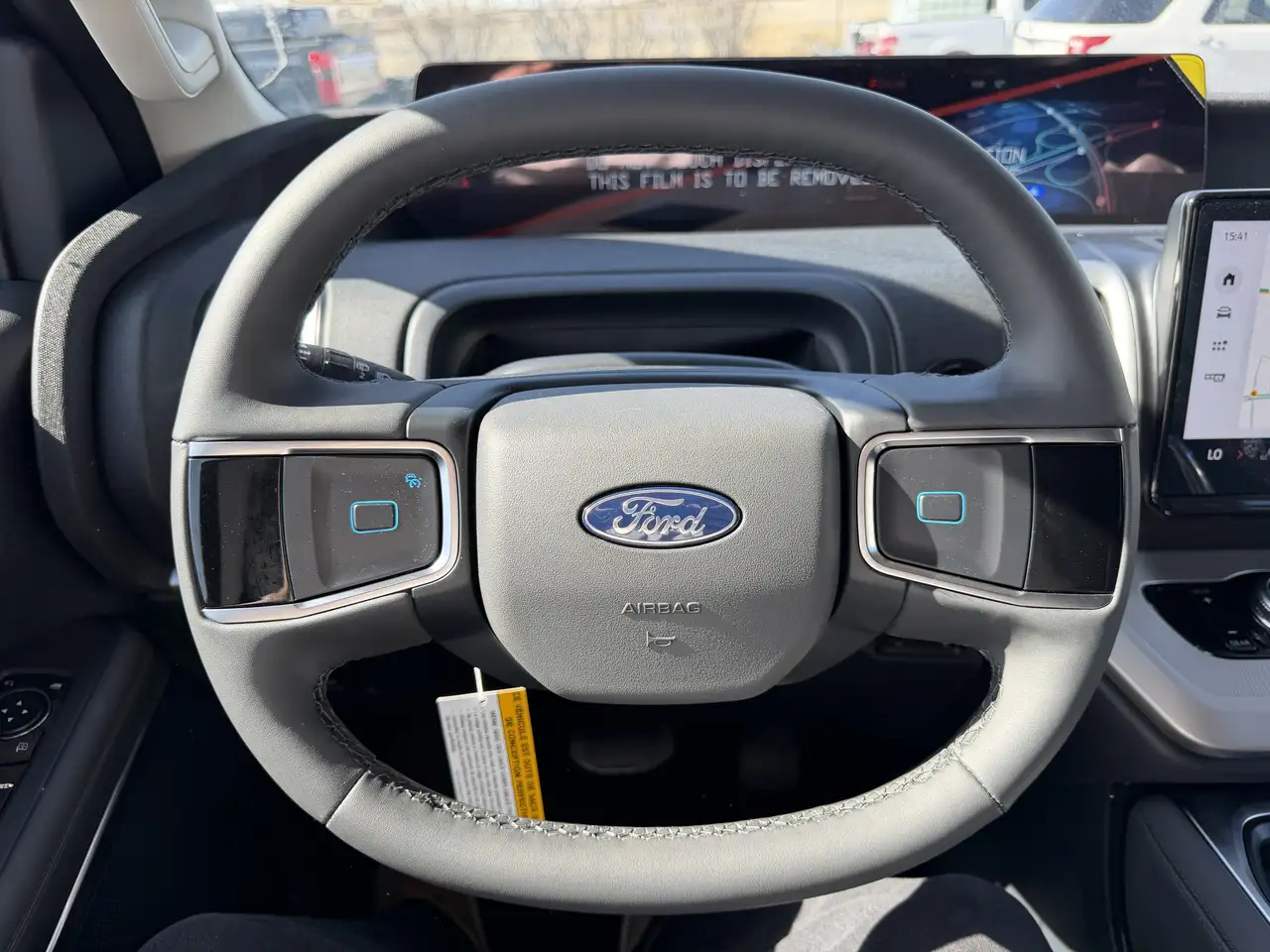 Ford Expedition снимка Ford Expedition