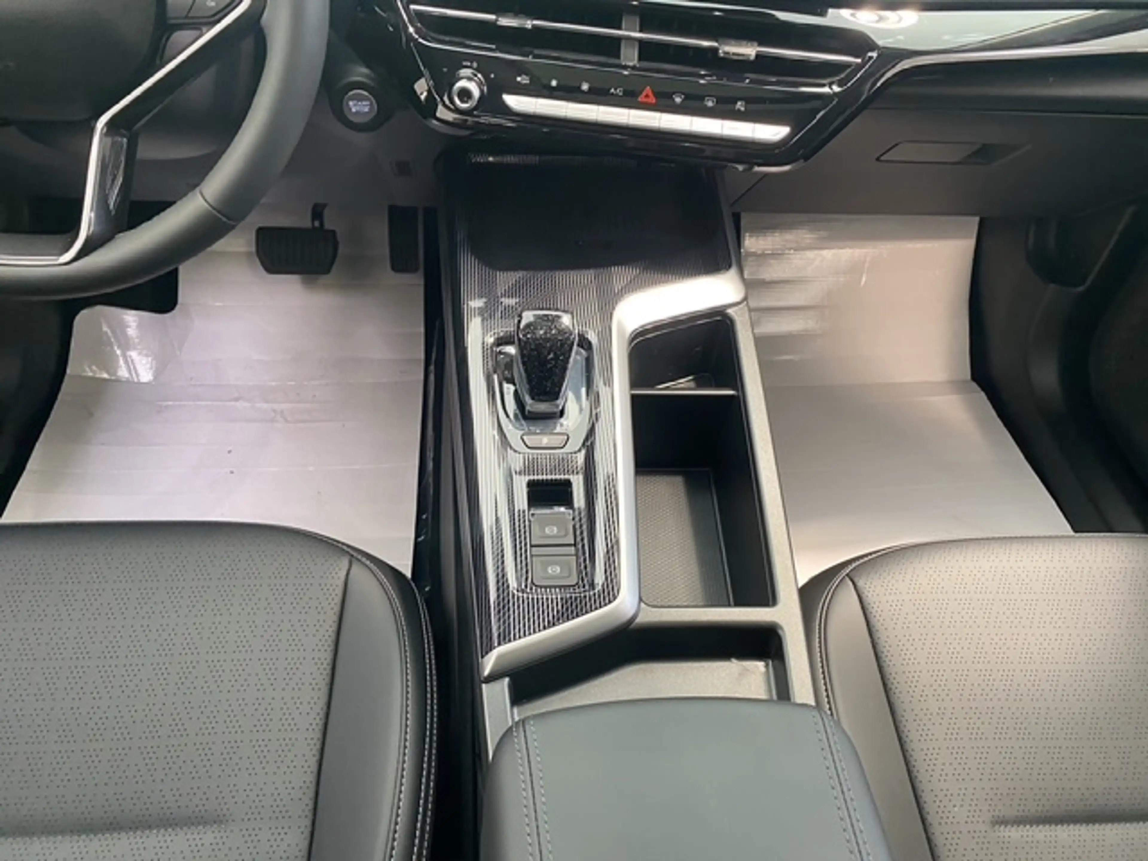 GWM HAVAL Jolion Pro Haval Jolion Pro Luxury 1.5 Turbo 7-DCT — photo 14