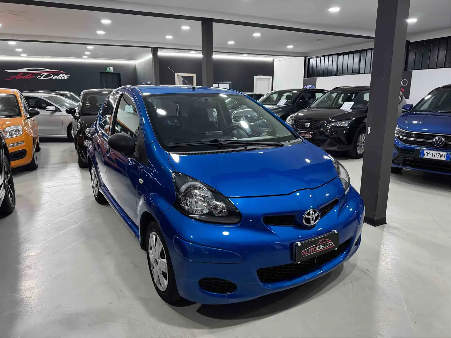 Toyota Aygo 1.0 5 porte Blu/Azzurro - 1