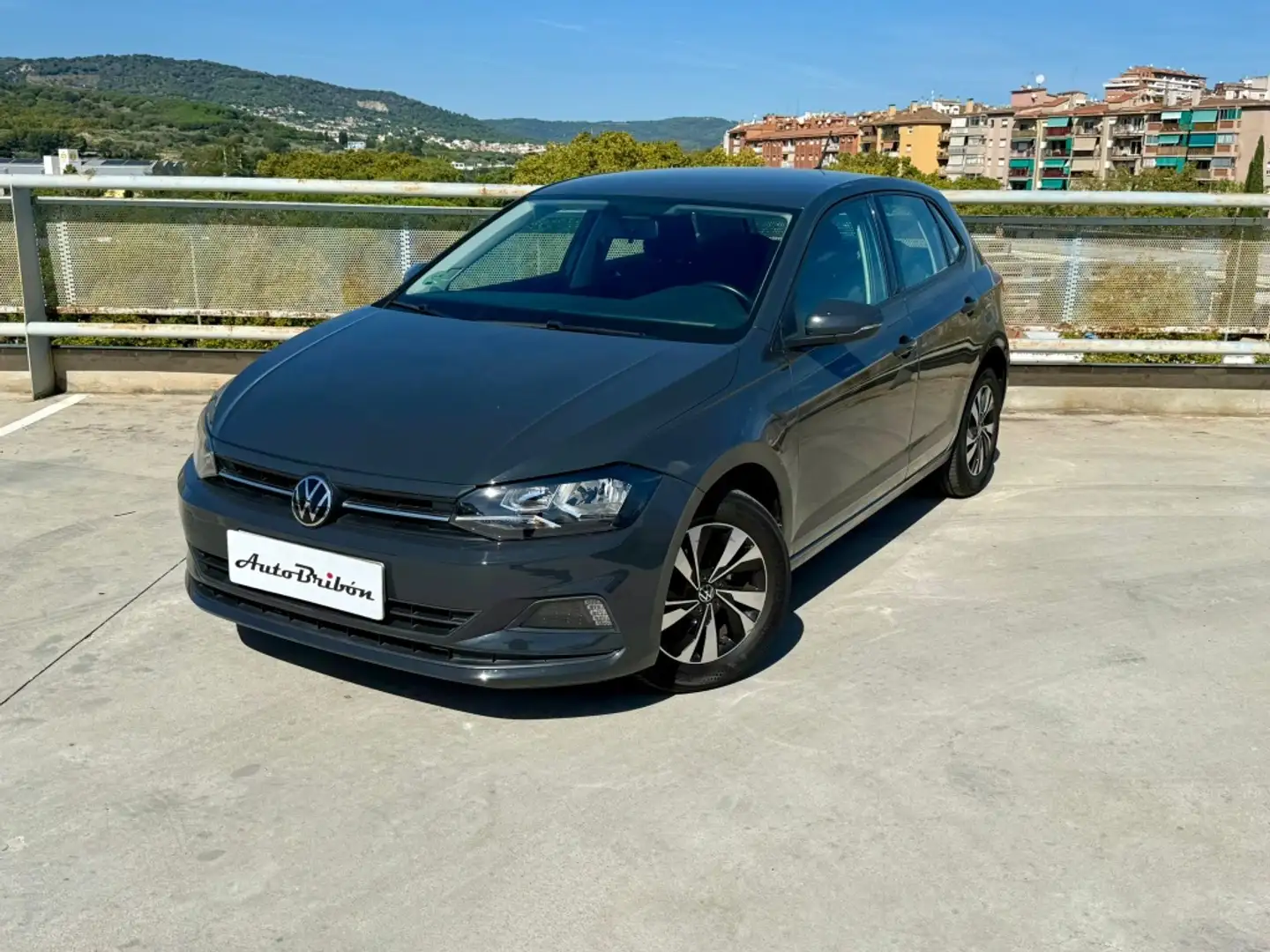 Volkswagen Polo 1.0 TSI Advance 70kW Gris - 2
