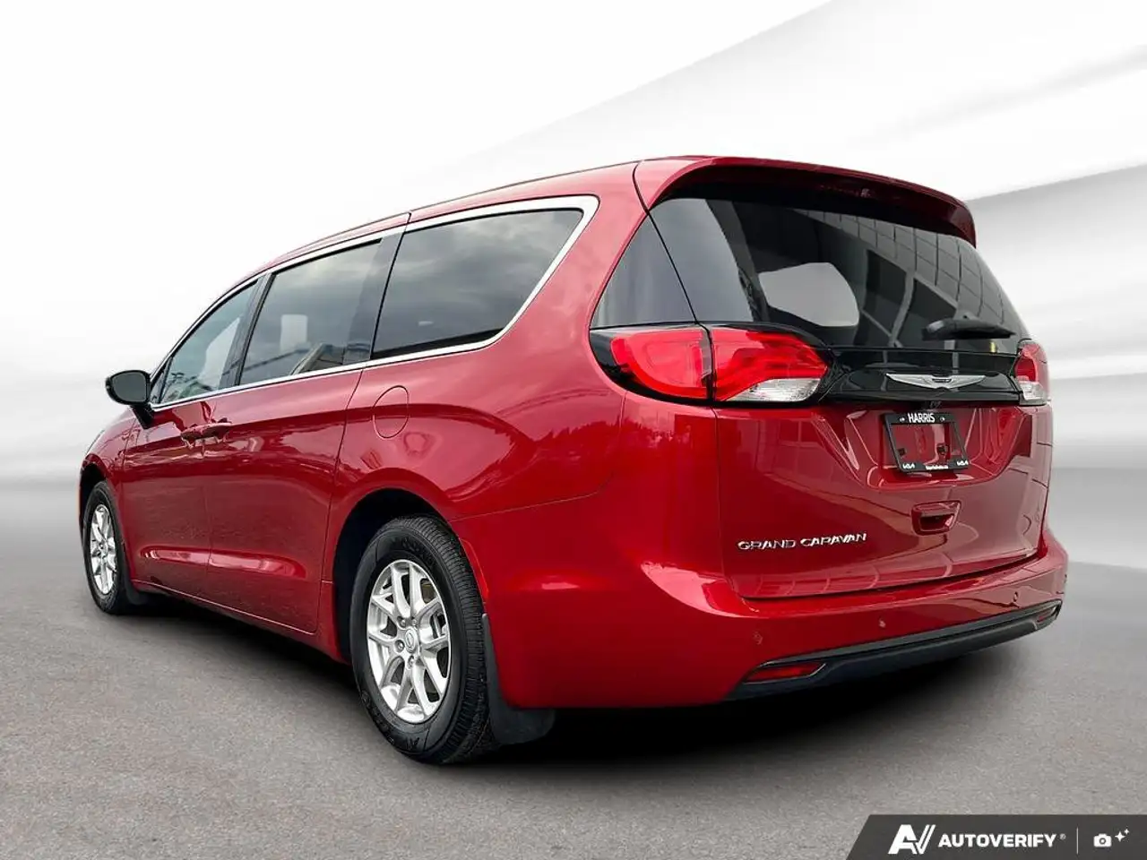 Chrysler Grand Caravan снимка Chrysler Grand Caravan