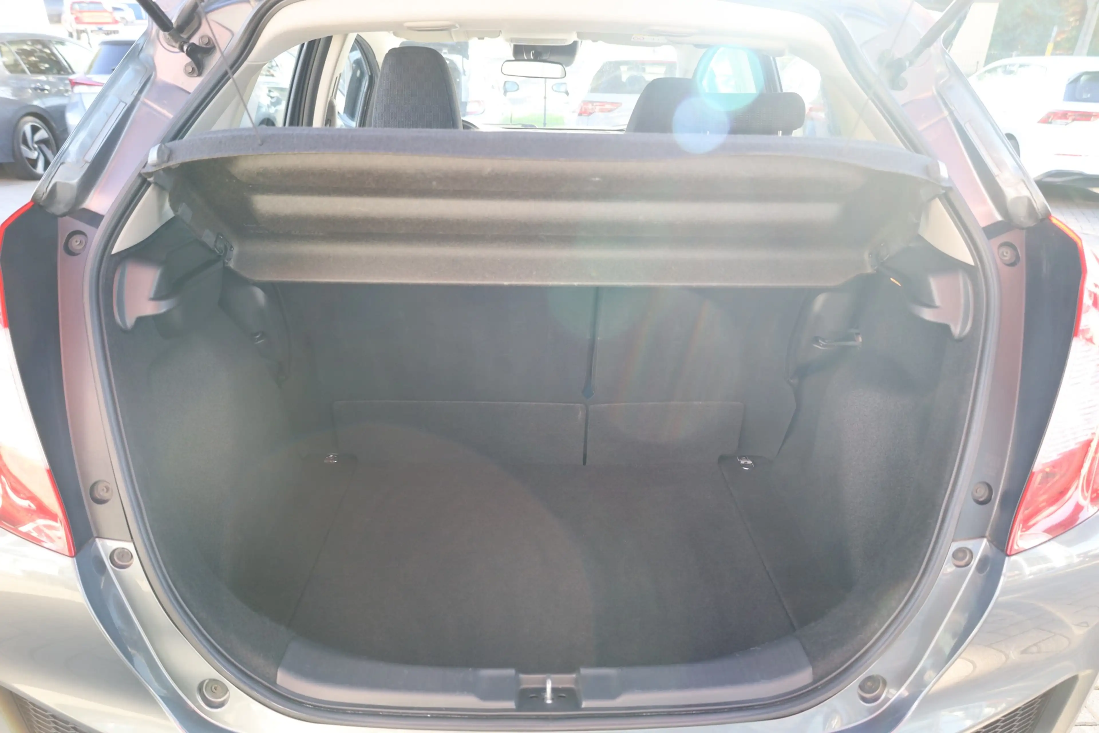 Honda Jazz 1.3 Trend Tempomat Sitzheizung AHK USB AUX — photo 30