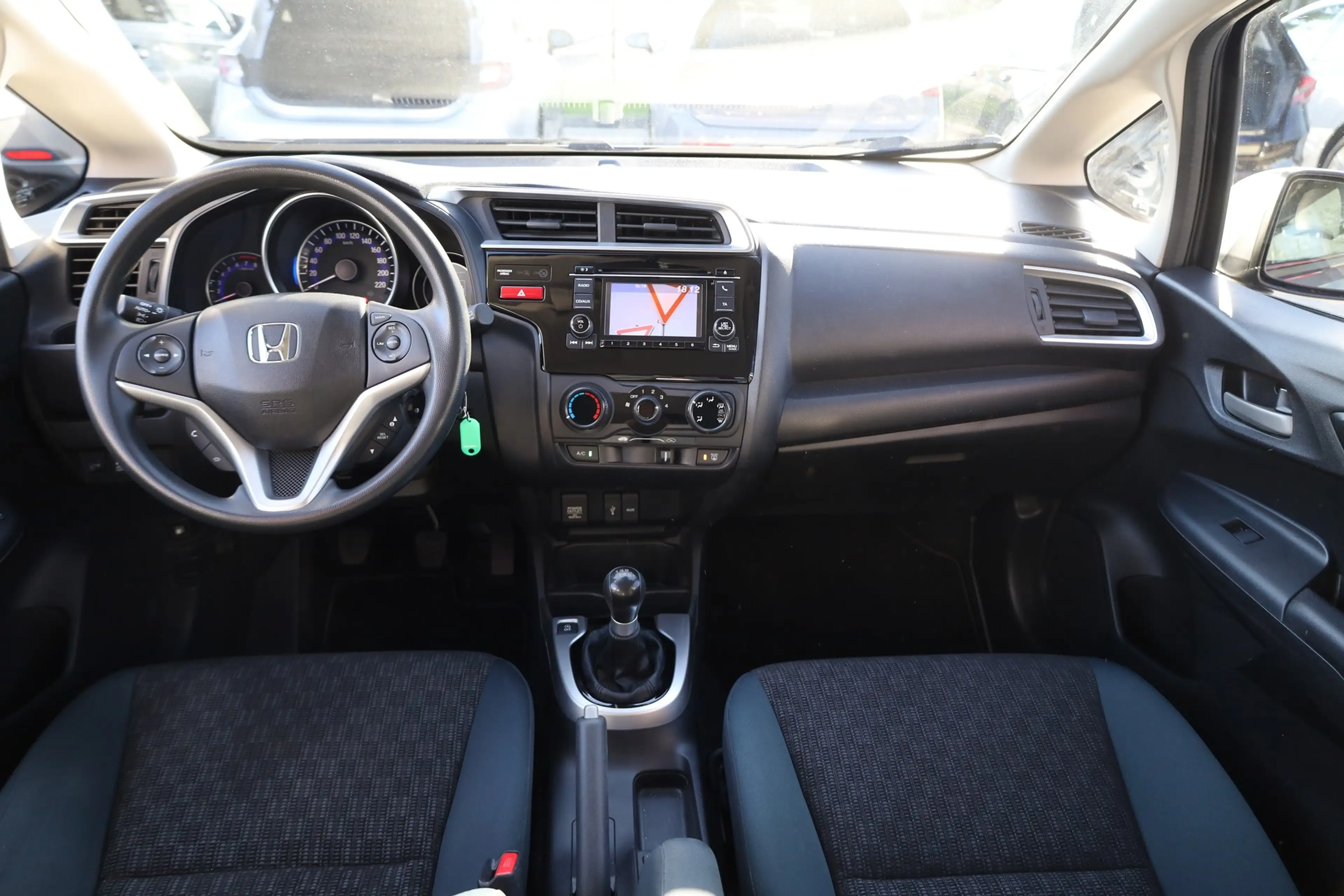 Honda Jazz 1.3 Trend Tempomat Sitzheizung AHK USB AUX — photo 25
