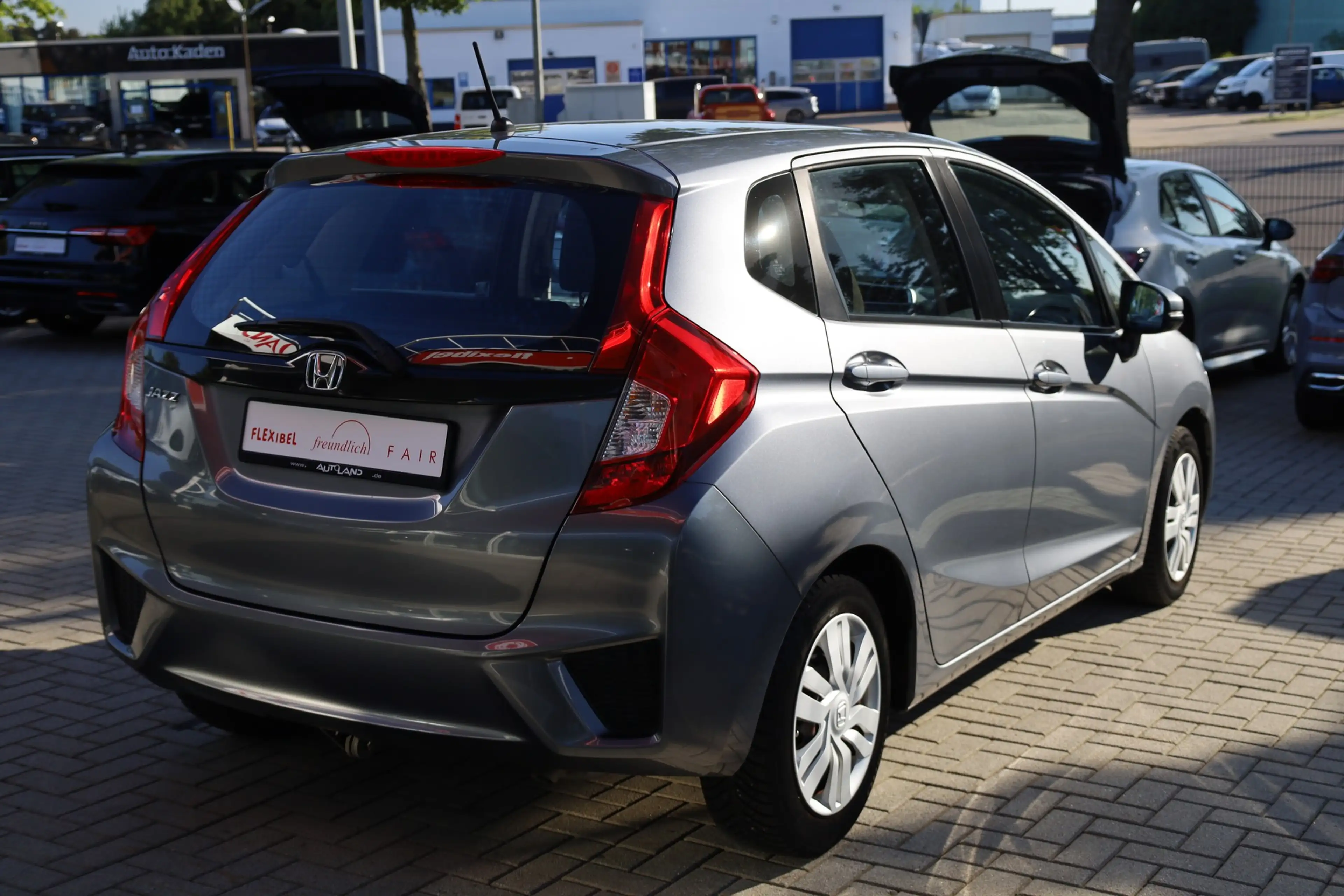 Honda Jazz 1.3 Trend Tempomat Sitzheizung AHK USB AUX — photo 6