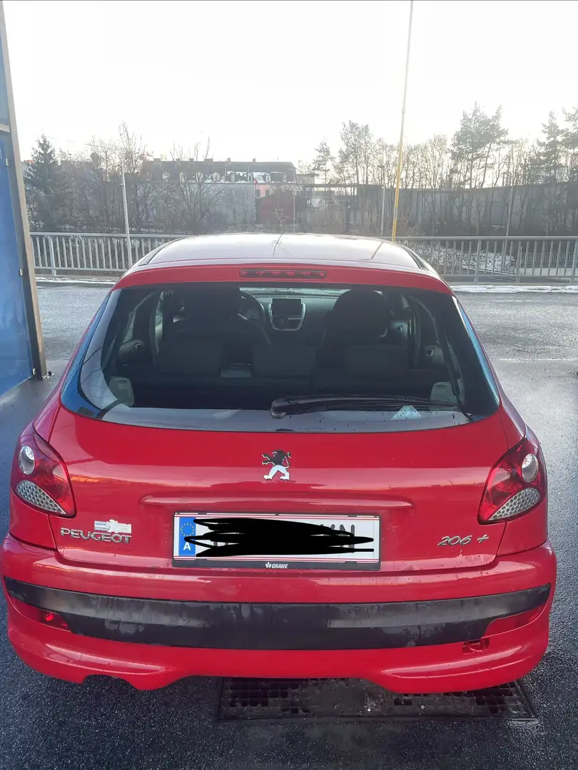 Peugeot 206 + EDITION PLUS trendy 1.4 5T Facelift Rot - 2