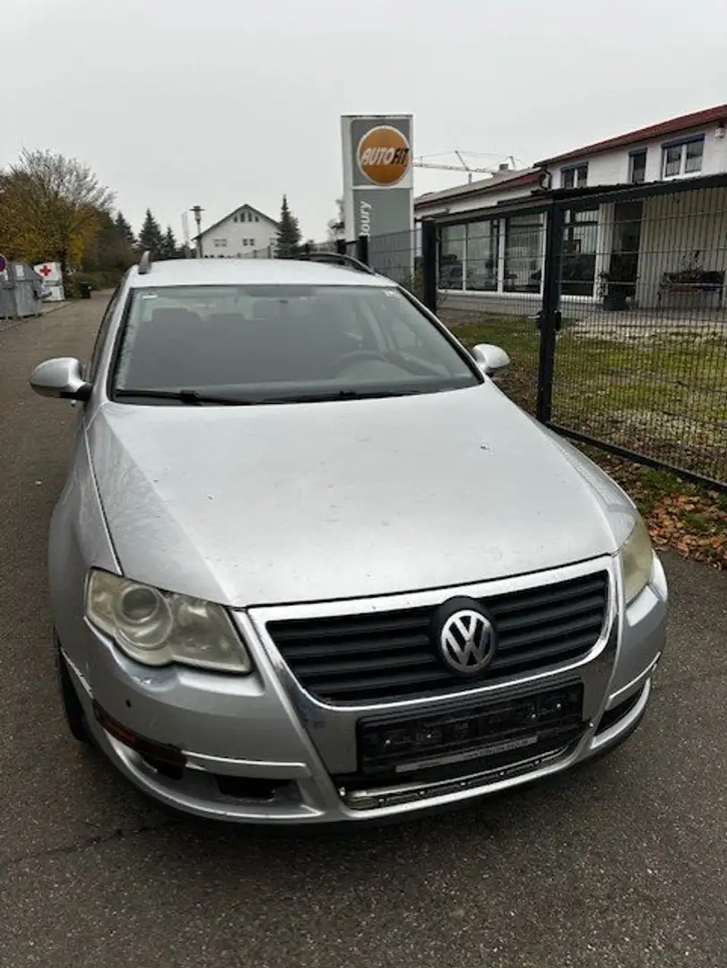 Volkswagen Passat Trendline - 1