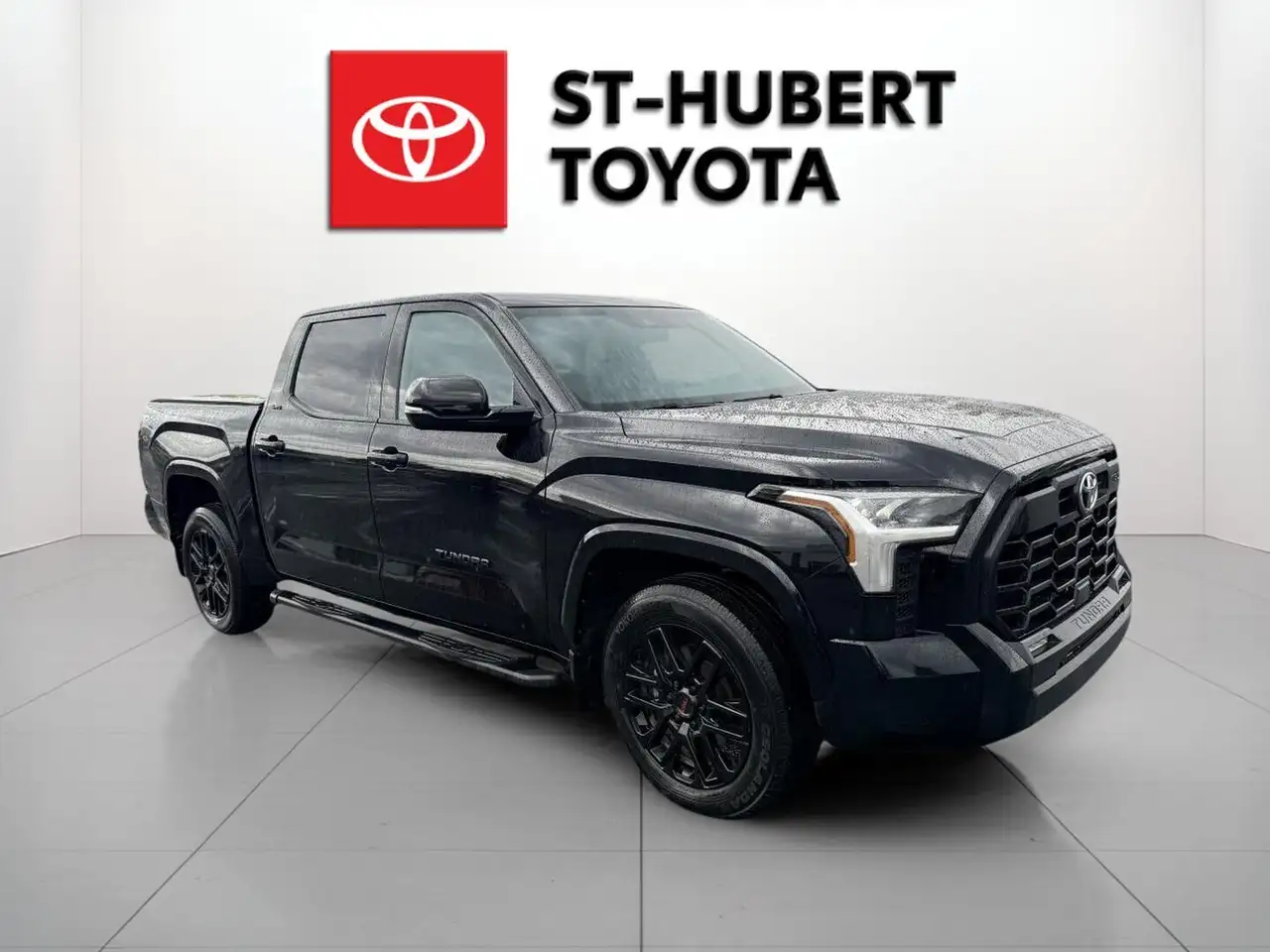 Toyota Tundra снимка Toyota Tundra