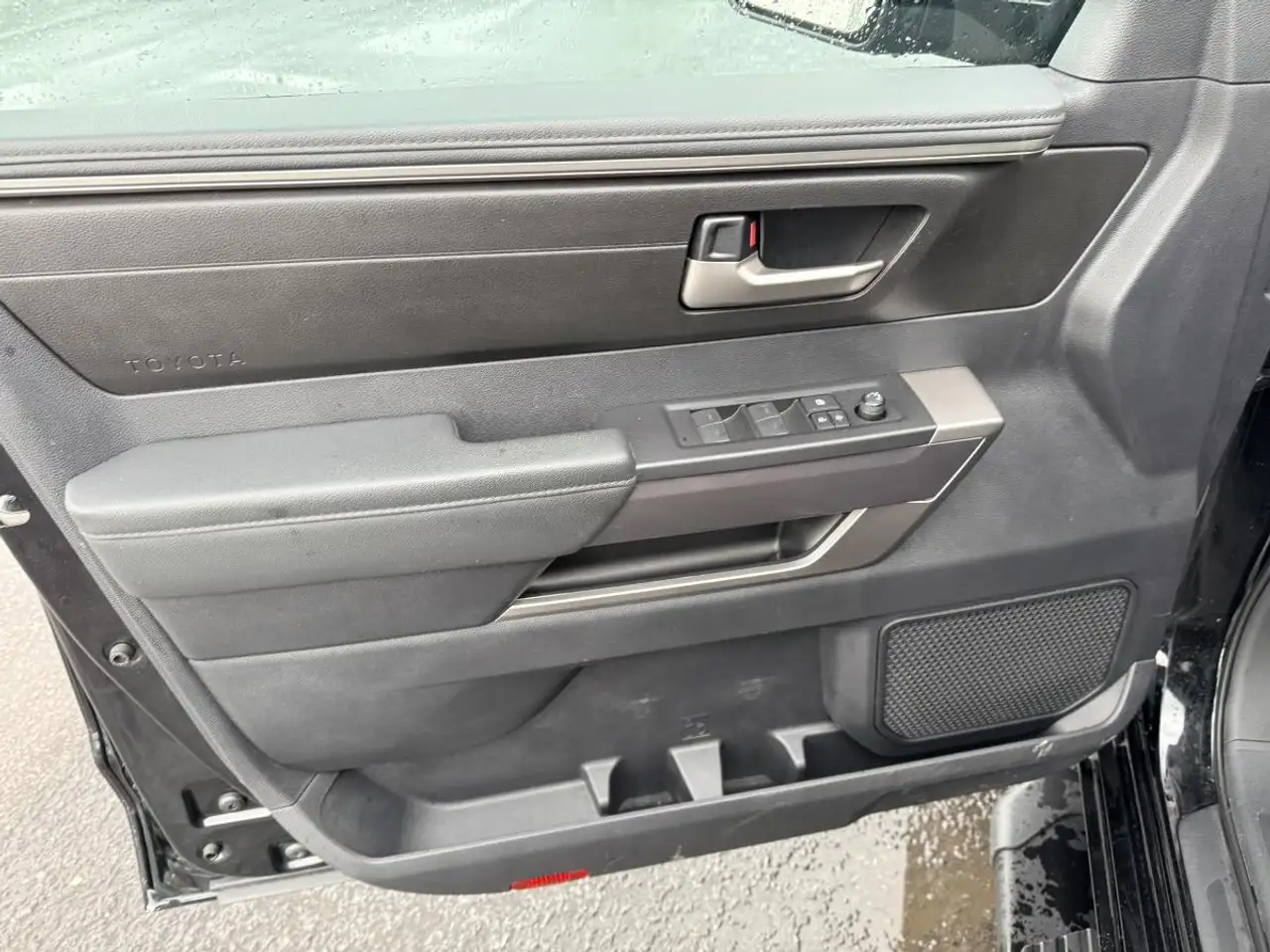Toyota Tundra снимка Toyota Tundra