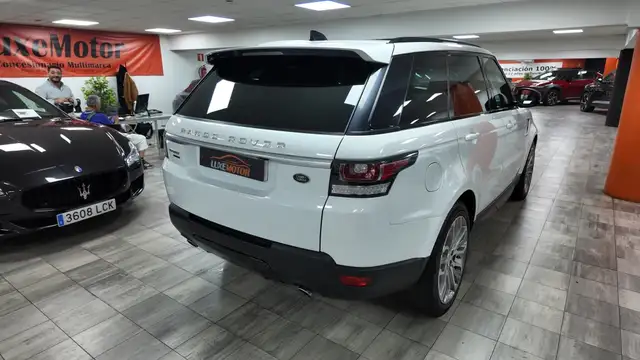 Land Rover Range Rover Sport view 6