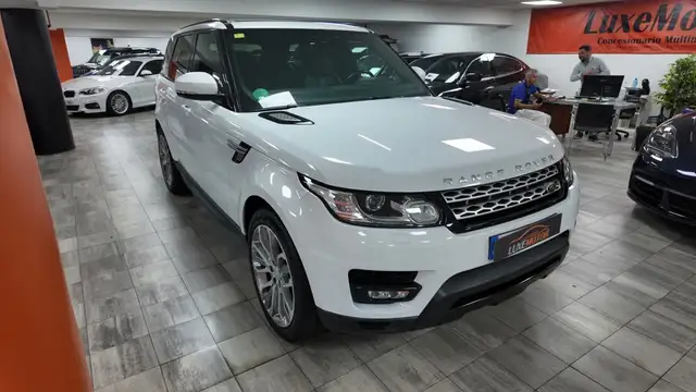 Land Rover Range Rover Sport view 8
