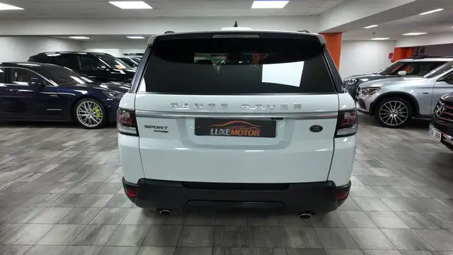 Land Rover Range Rover Sport view 5
