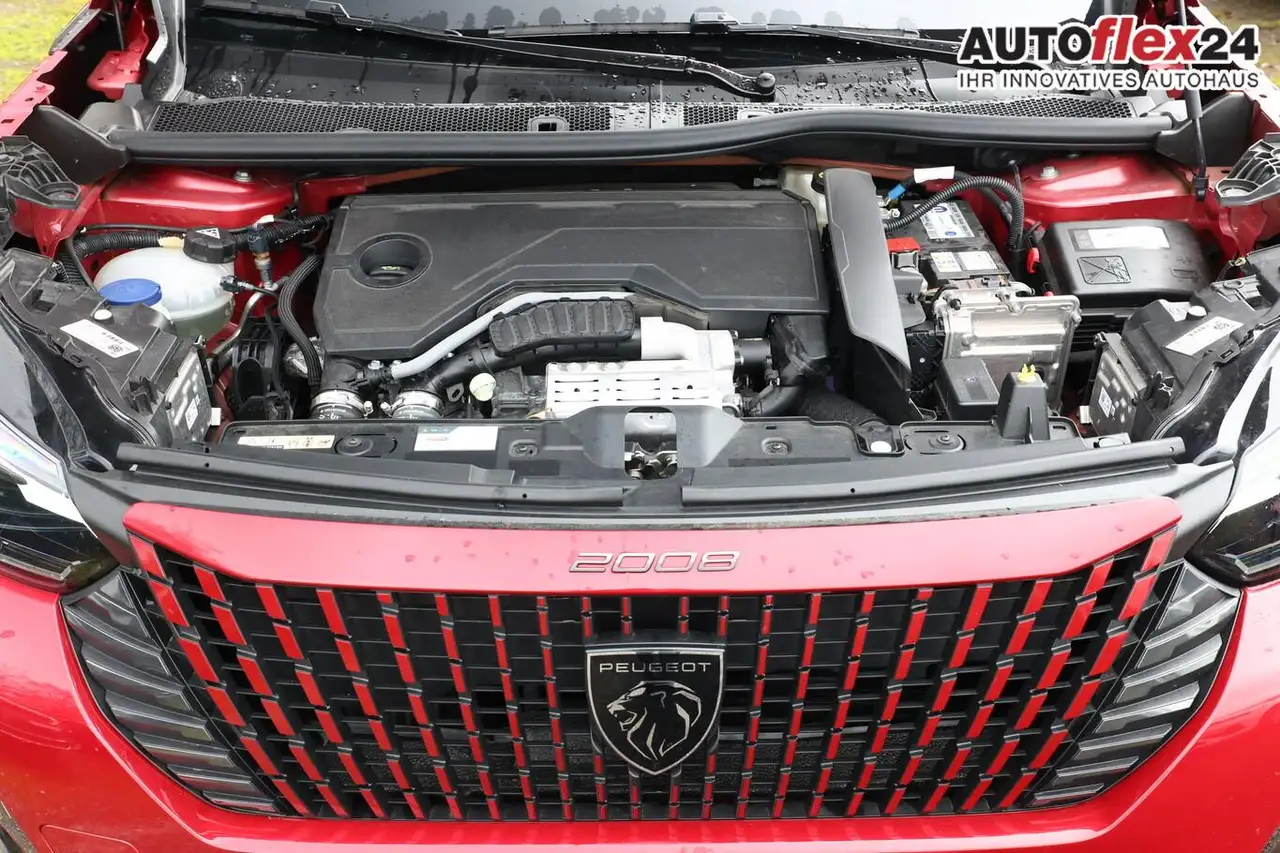 Peugeot 2008 GT 1.2 Hybrid 136 e-DCS LED Nav PDC AHK 17Z 100... 11