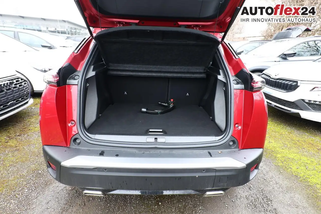 Peugeot 2008 GT 1.2 Hybrid 136 e-DCS LED Nav PDC AHK 17Z 100... 10