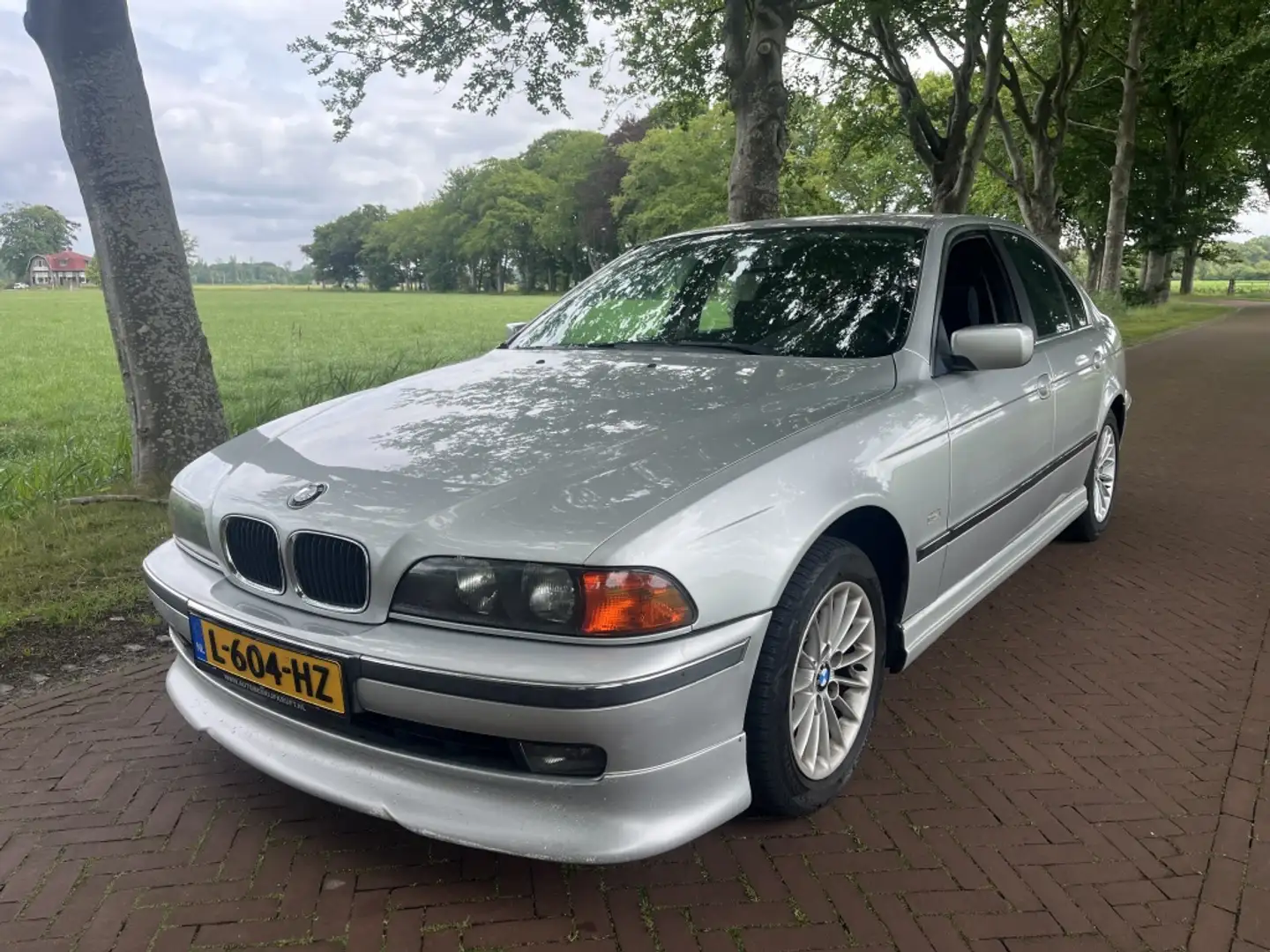 BMW 523 5-serie 523i 1999 Sedan Automaat Cruise Šedá - 1