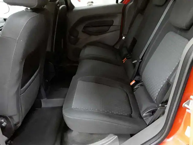 Ford Transit view 13