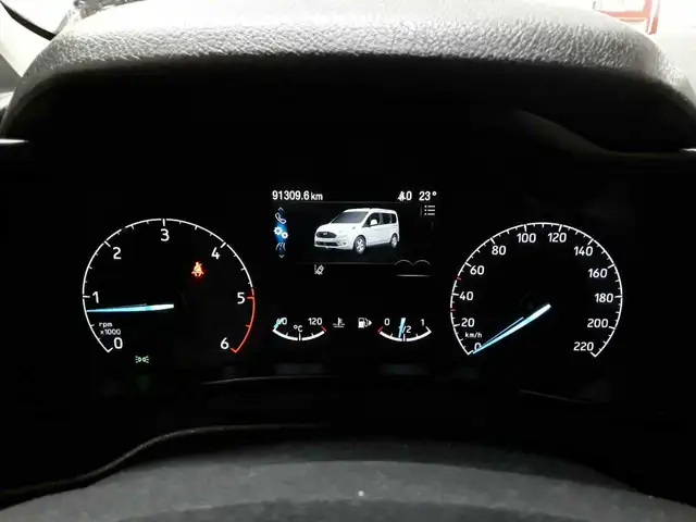 Ford Transit view 11
