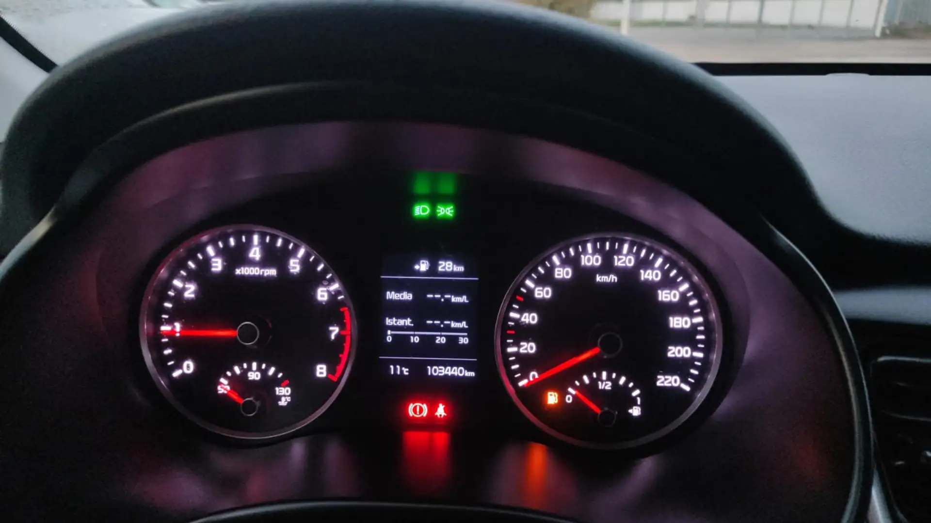 Kia Stonic Stonic 1.4 MPI EcoGPL Style Grigio - 2