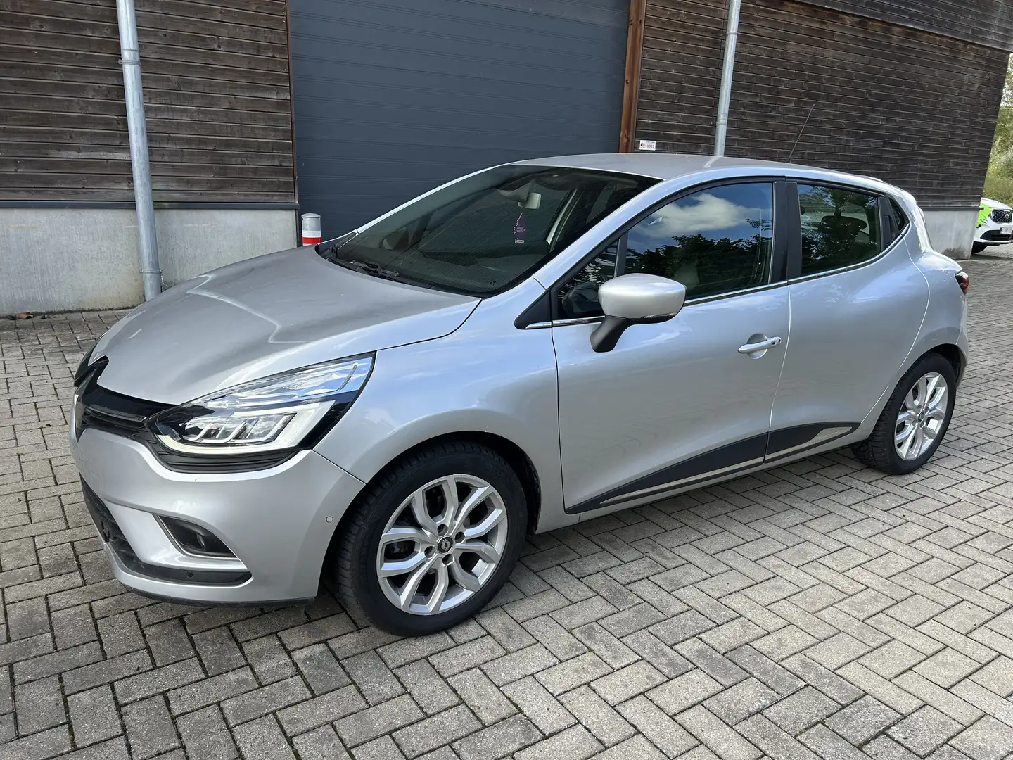 Renault Clio 0.9 TCe Limited - 2