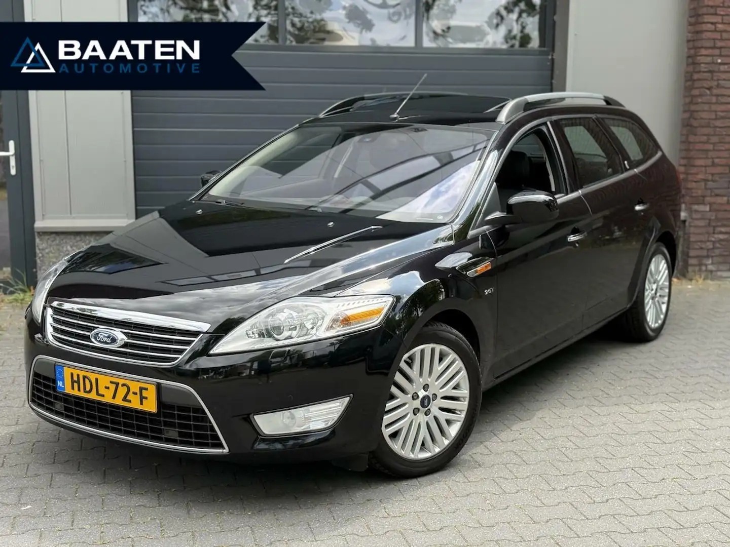 Ford Mondeo Wagon 2.5T Ghia 220PK UNIEK |Pano|Leder|Trekhaak|M Negro - 1