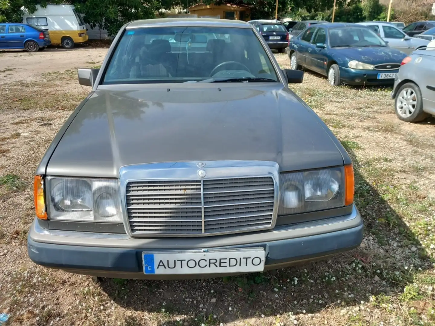 Mercedes-Benz 260 300D Turbo Gri - 1