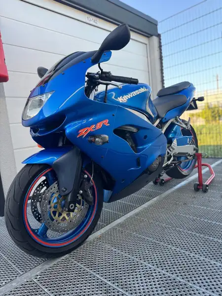 Kawasaki Ninja ZX-9R