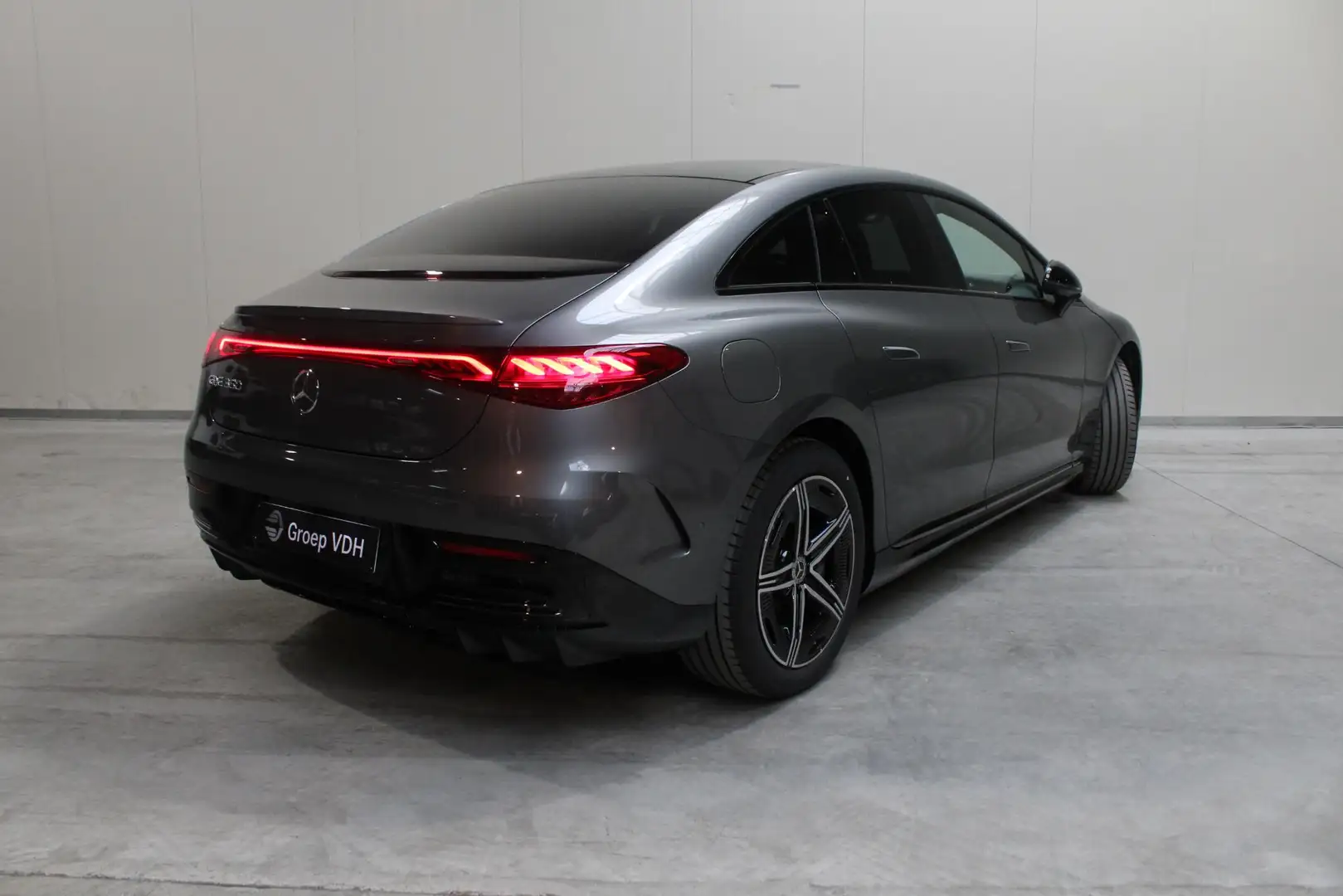 Mercedes-Benz EQE 350 AMG Line Gris - 2