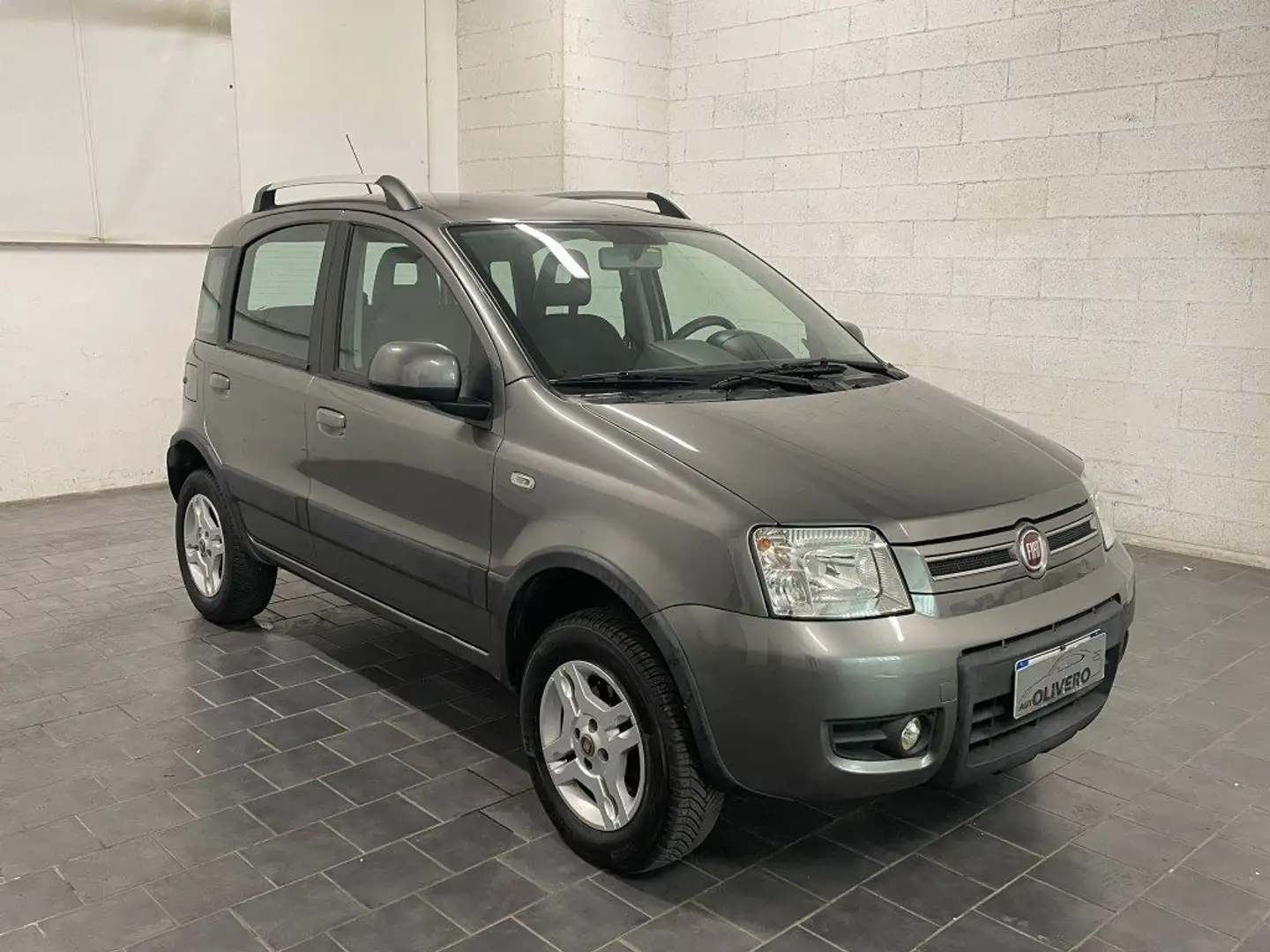 Fiat Panda 1.3 MJT 16V 75cv 4x4-UNIPRO Grau - 1