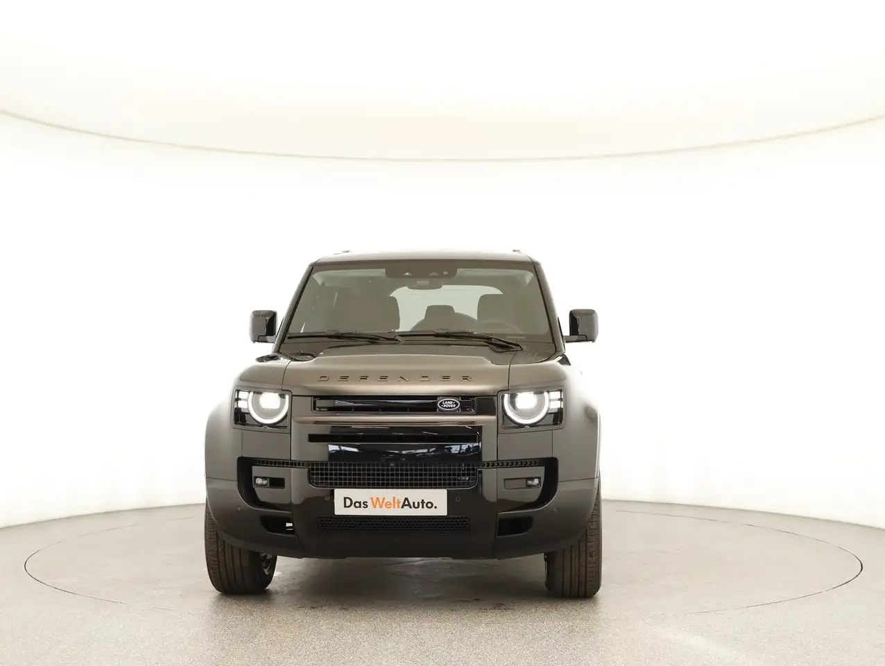 Land Rover Defender 2026