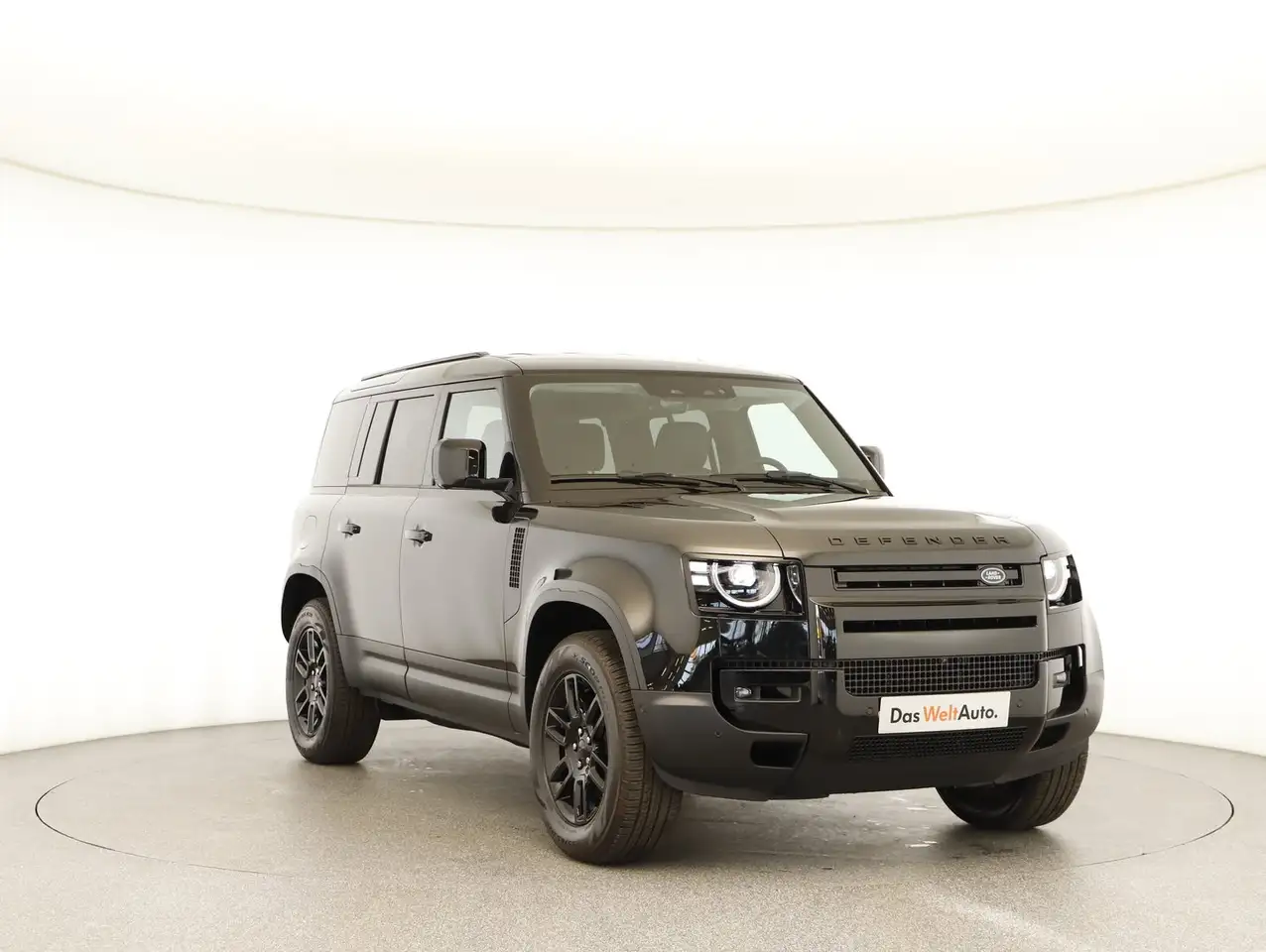 Land Rover Defender 2026