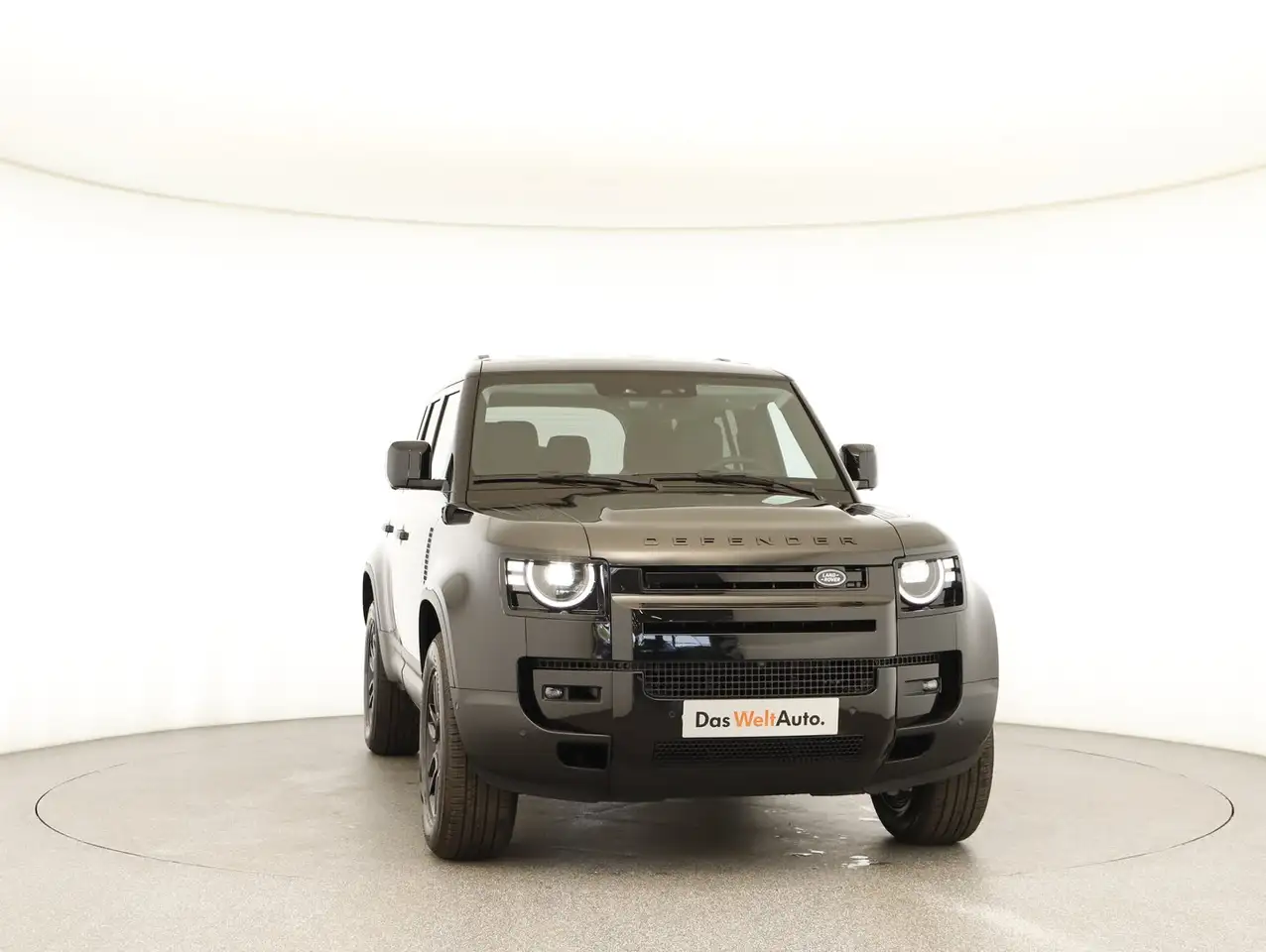 Land Rover Defender 2026