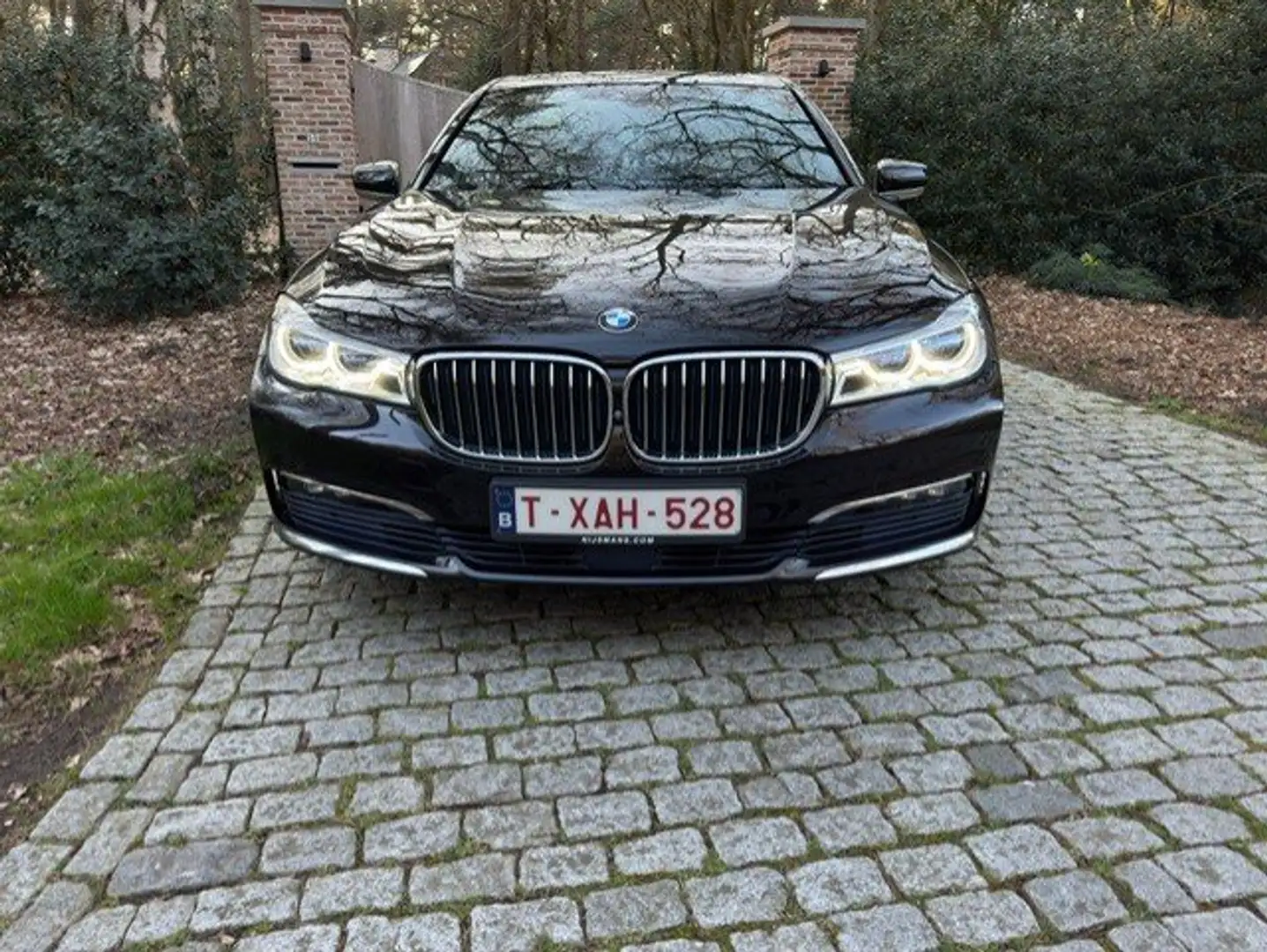 BMW 740 Le iPerformance Fekete - 2