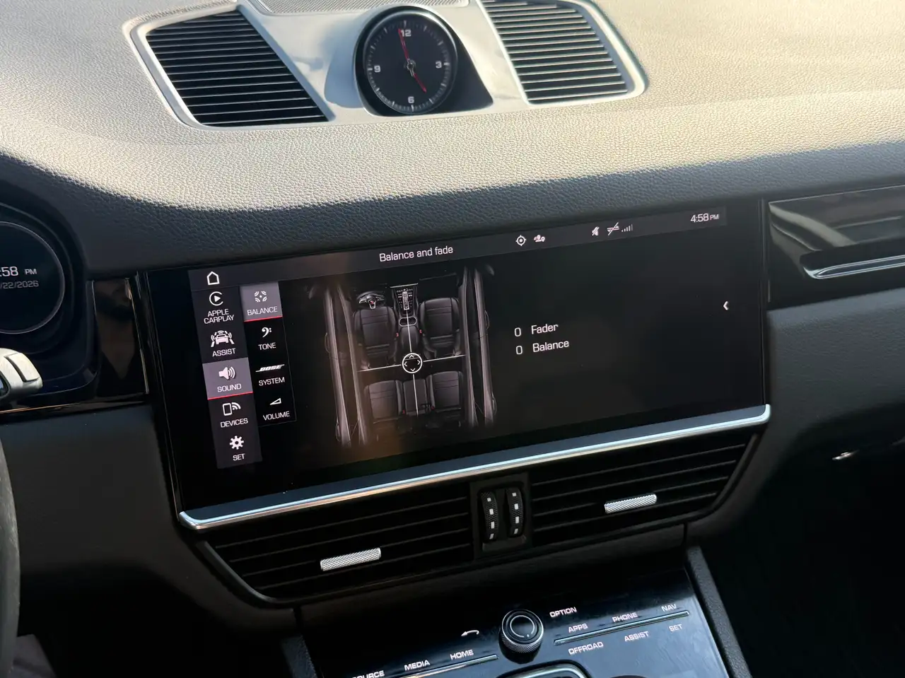 Porsche Cayenne снимка Porsche Cayenne