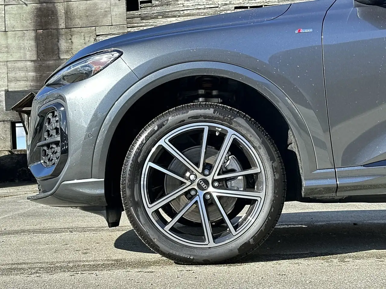 Audi Q5 снимка Audi Q5