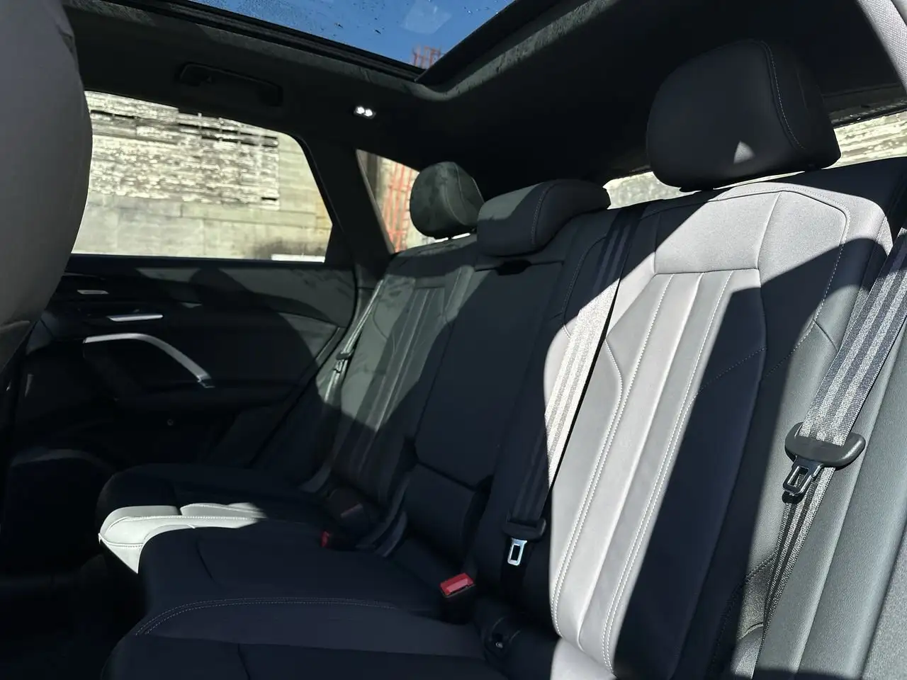 Audi Q5 снимка Audi Q5