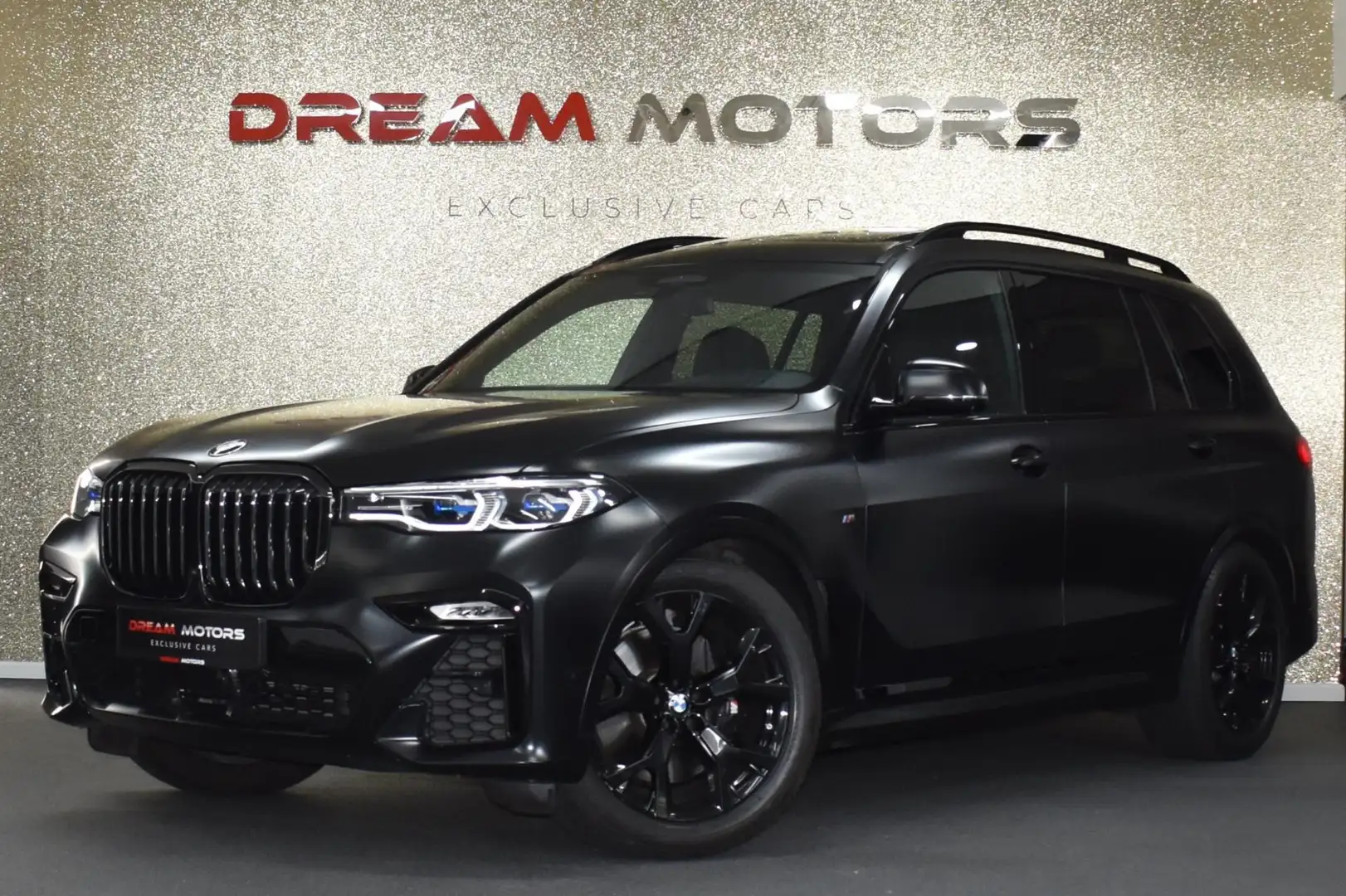 BMW X7 M50i High Executive M-Sport 530pk | 7-PERSOONS | P Zwart - 1