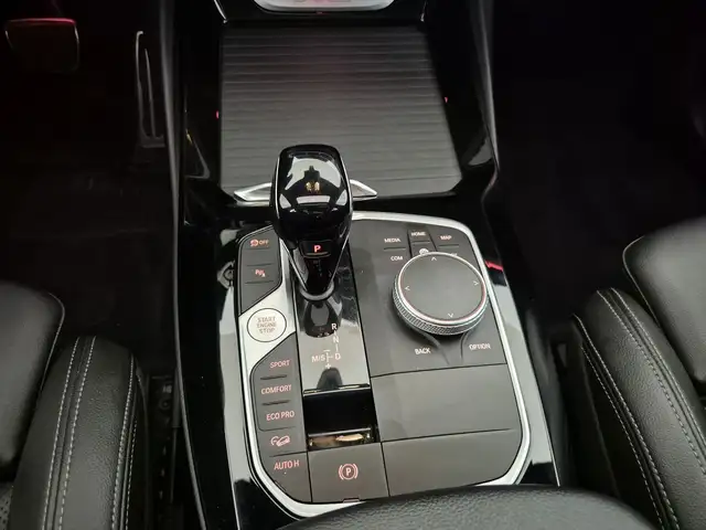 BMW X3 view 11