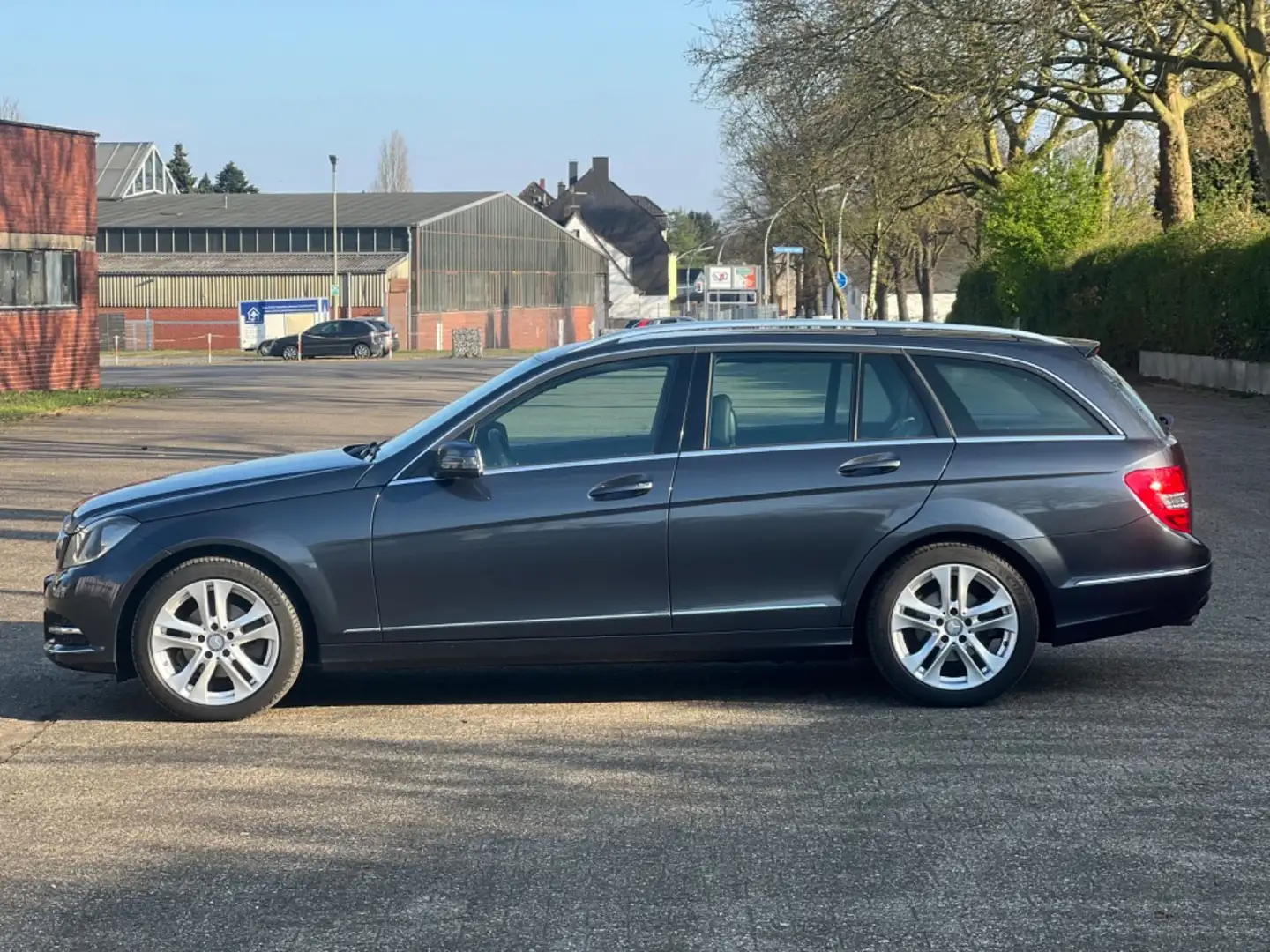 Mercedes-Benz C 180 C -Klasse T-Modell C 180 T CGI Серый - 2
