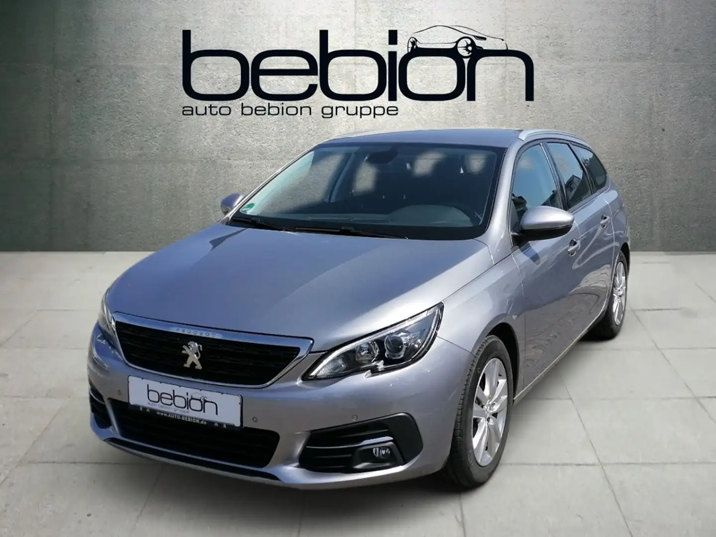 Peugeot 308 1.2 PureTech 110 SW Active PDC KlimaA Silber - 1