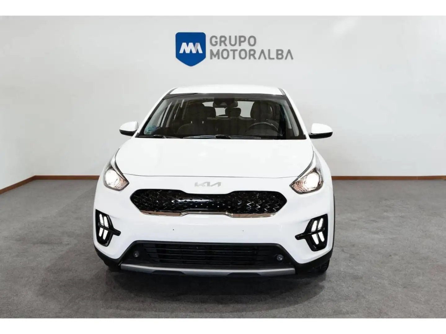 Kia Niro 1.6 GDi HEV 104kW (141CV) Drive Blanco - 2