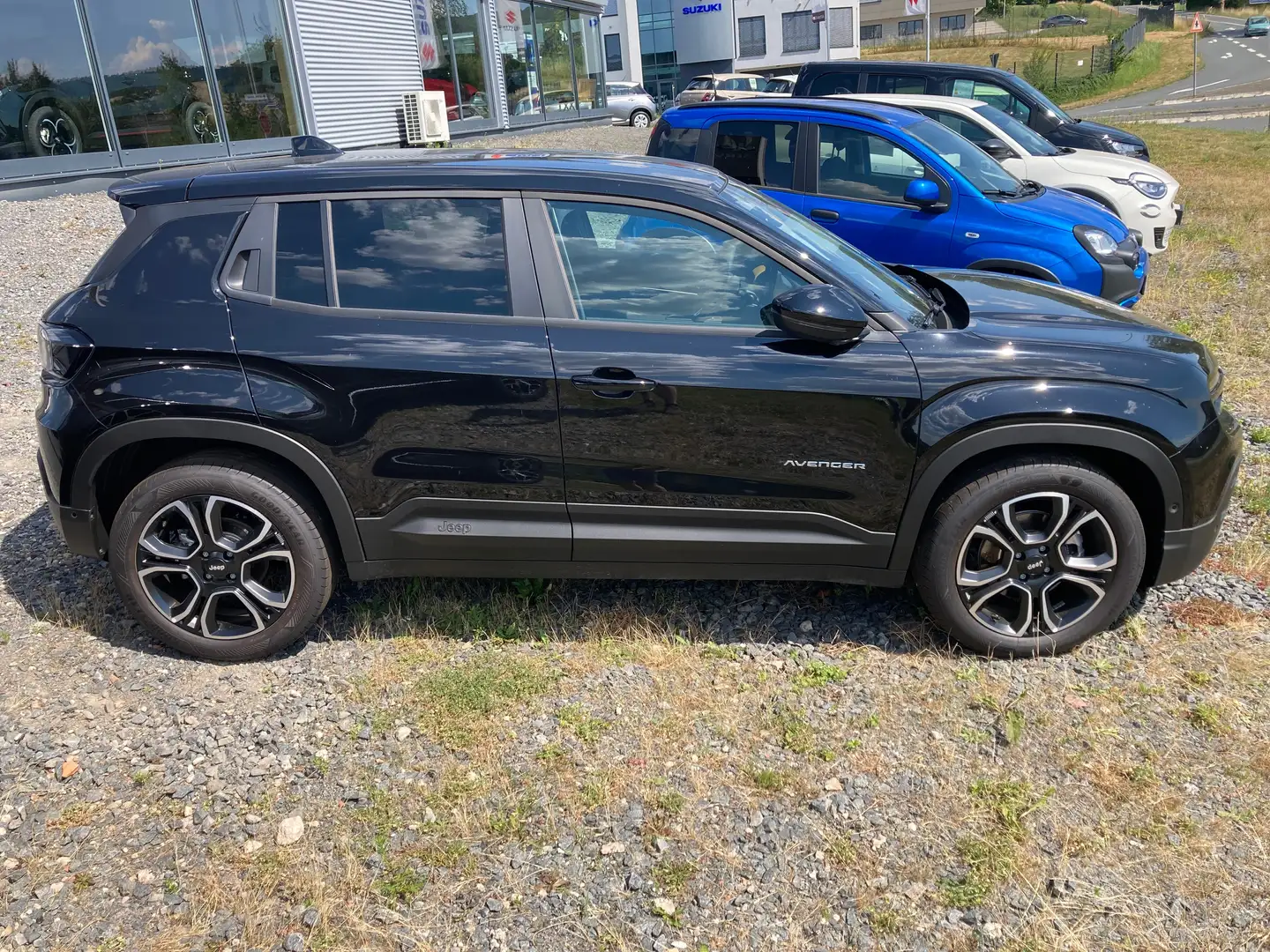 Jeep Avenger Elektro BEV Summit Schwarz - 2