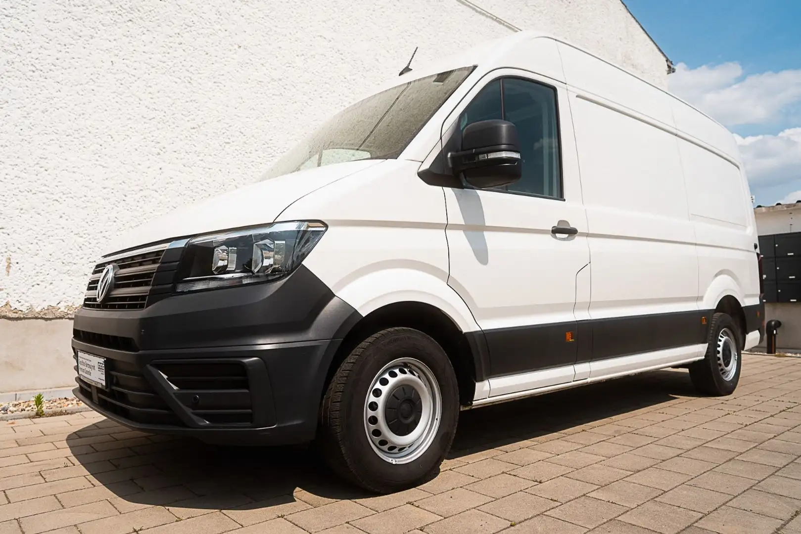Volkswagen Crafter 35 2.0 TDI MR HD L2 H2 FWD / Klima Navi Blanc - 2