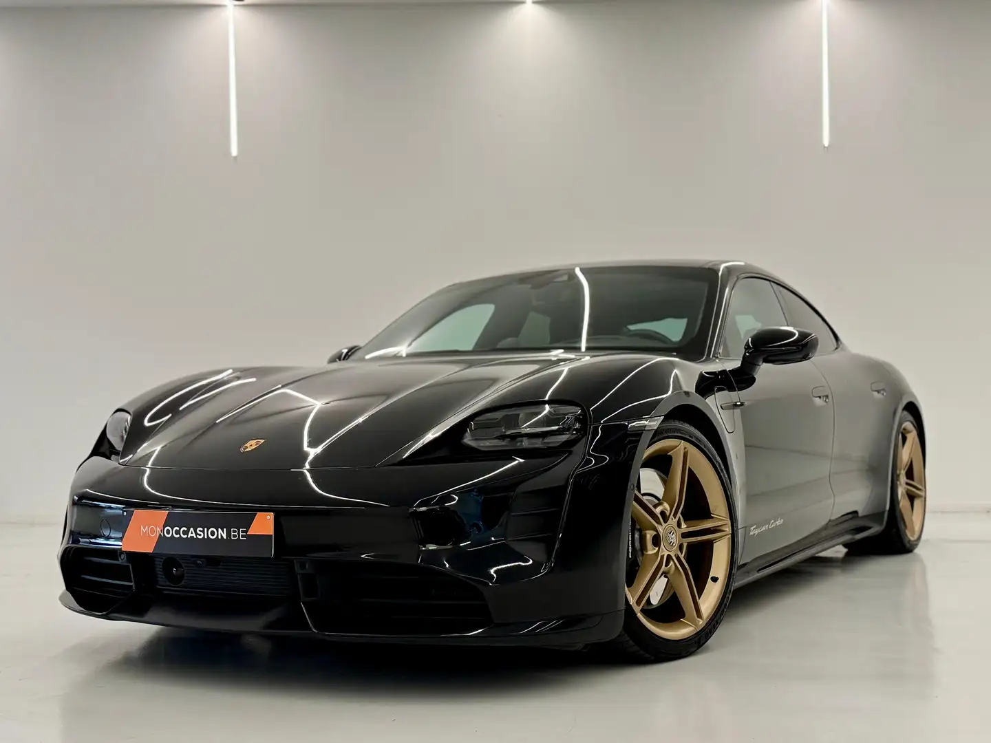 Porsche Taycan Turbo 93.4 kWh PANO CAMERA 360° VAT *FULL* Noir - 1