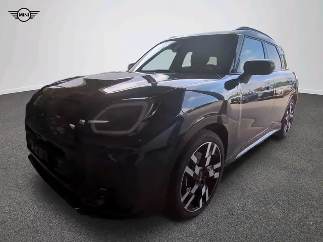 MINI Countryman E John Cooper Works Trim