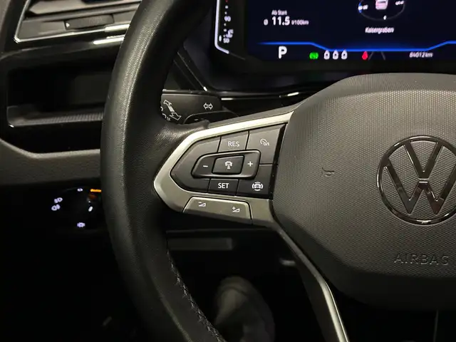 Volkswagen Touran view 19
