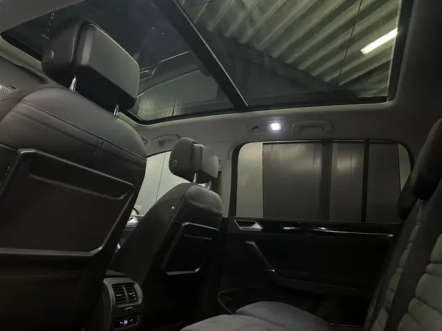 Volkswagen Touran view 10