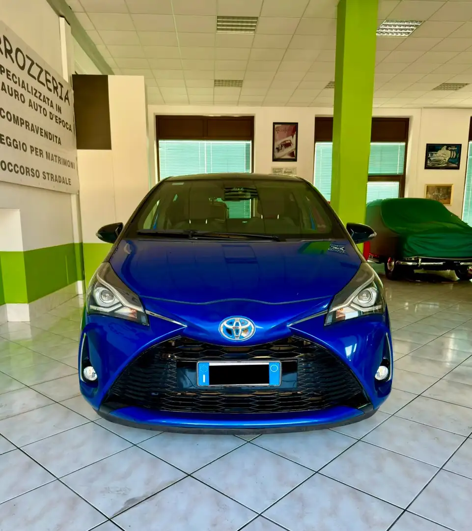 Toyota Yaris Yaris 5p 1.5h Trend Blue Edition my18 Azul - 2